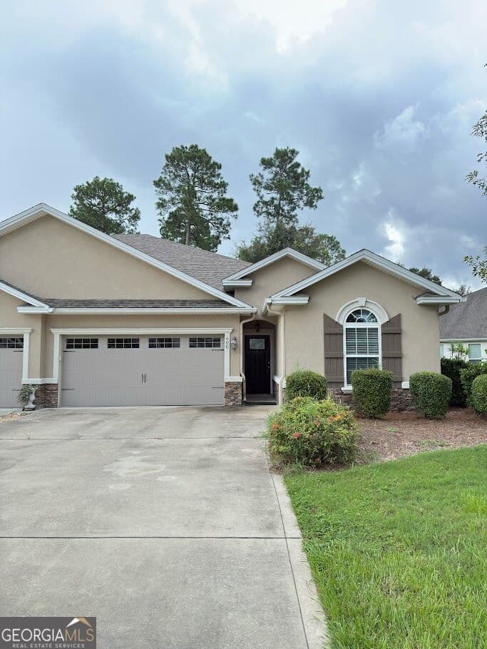 3 bedroom, 2 bathroom, 1,792 sq ft duplex for rent at 600 Eagle Boulevard, Kingsland, GA 31548 for $1,950 a month — photo 1 of 1
