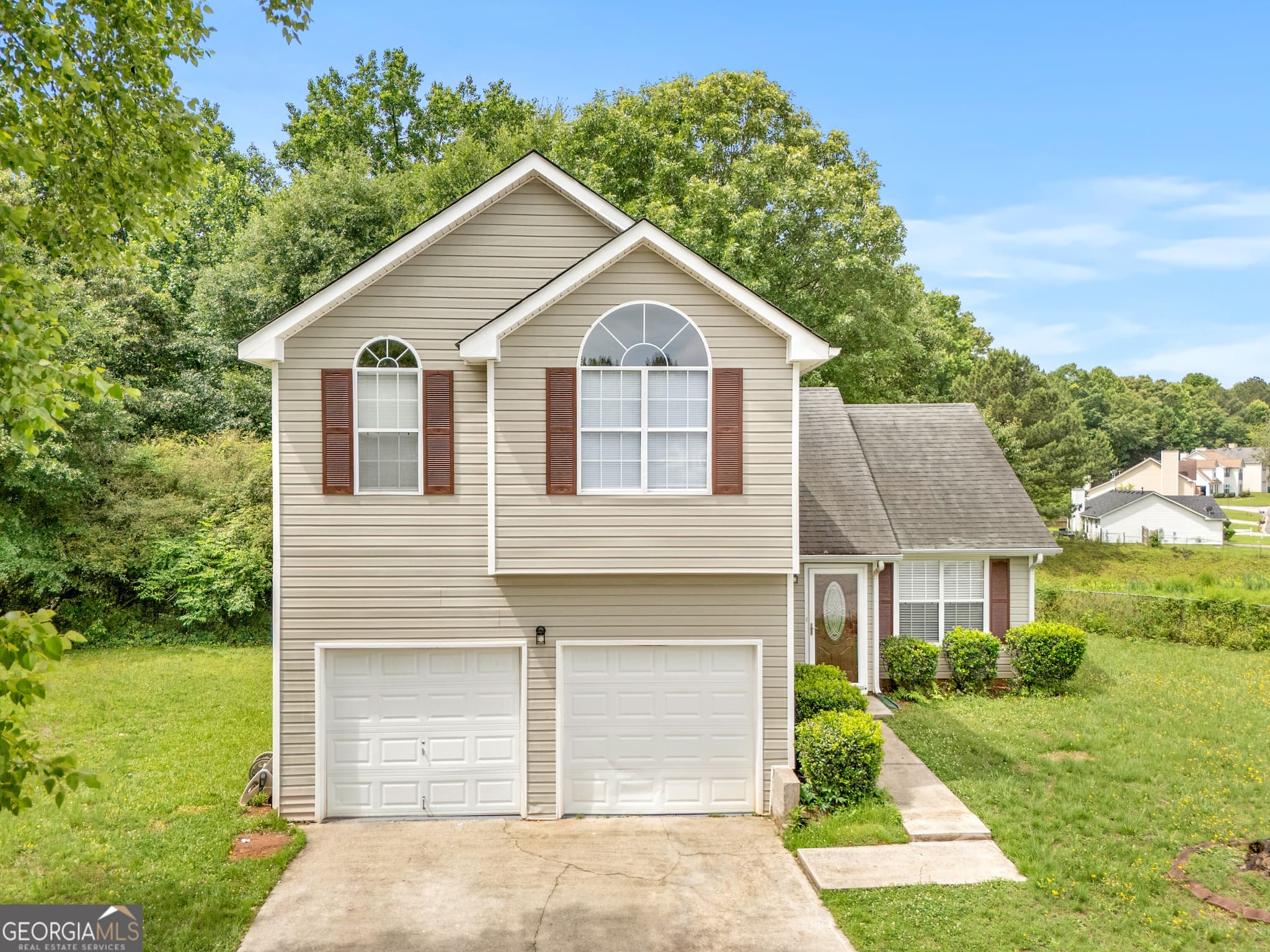 6 bedroom, 2.5 bathroom, 1,684 sq ft single family residence for sale at 3129 Stonebridge Creek Drive, Lithonia, GA 30058