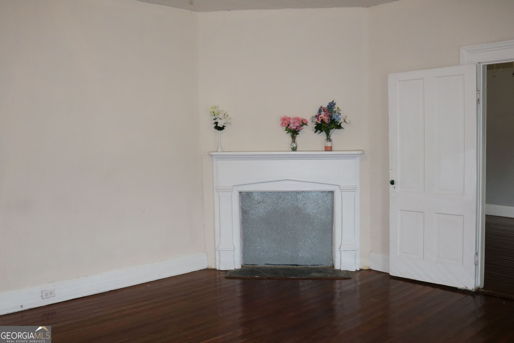 4 bedroom, 2 bathroom, 3,246 sq ft single family residence for sale at 88 Railroad Avenue, Carlton, GA 30627 — photo 3