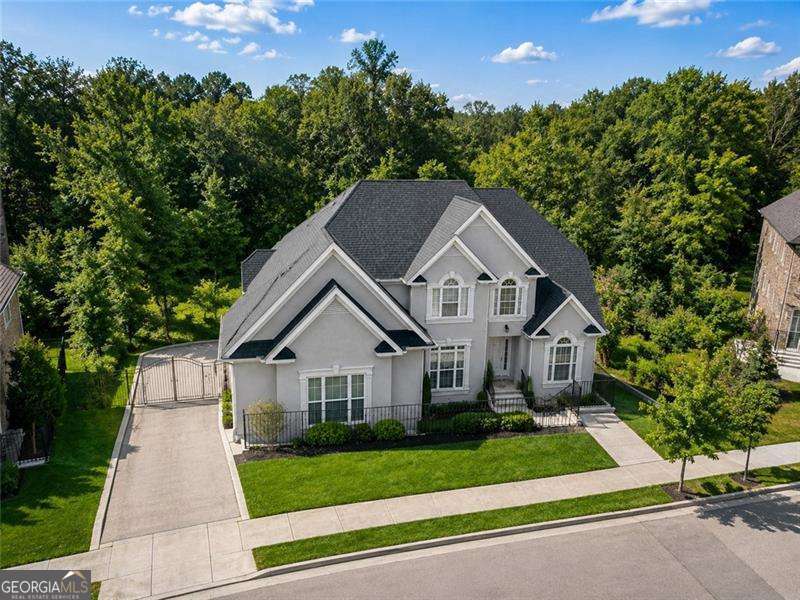 6 bedroom, 4.5 bathroom, 5,586 sq ft single family residence for sale at 2877 Battlecrest Drive, Decatur, GA 30034