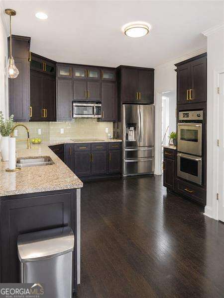 6 bedroom, 4.5 bathroom, 5,586 sq ft single family residence for sale at 2877 Battlecrest Drive, Decatur, GA 30034 — photo 5
