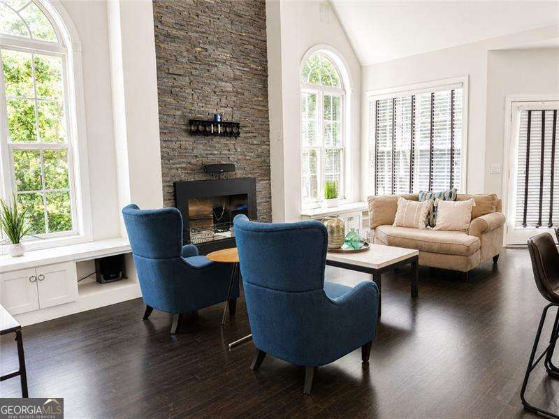 6 bedroom, 4.5 bathroom, 5,586 sq ft single family residence for sale at 2877 Battlecrest Drive, Decatur, GA 30034 — photo 10