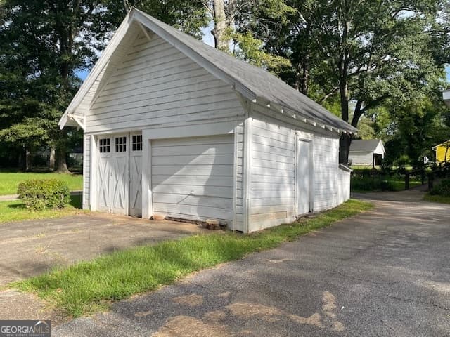 3 bedroom, 2 bathroom, 2,460 sq ft single family residence for sale at 503 North Church Street, Thomaston, GA 30286 — photo 3