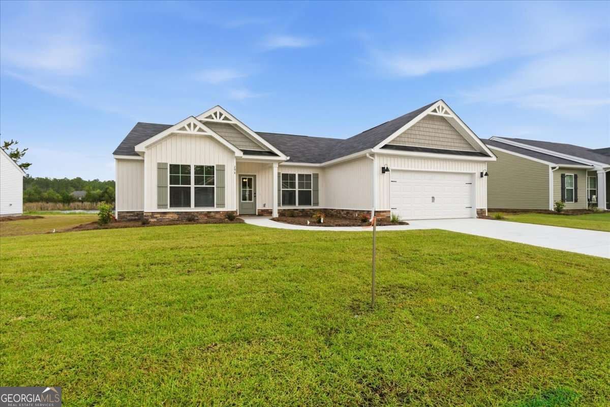 4 bedroom, 2 bathroom, 1,909 sq ft single family residence for sale at 298 Timberlake Drive, Guyton, GA 31312