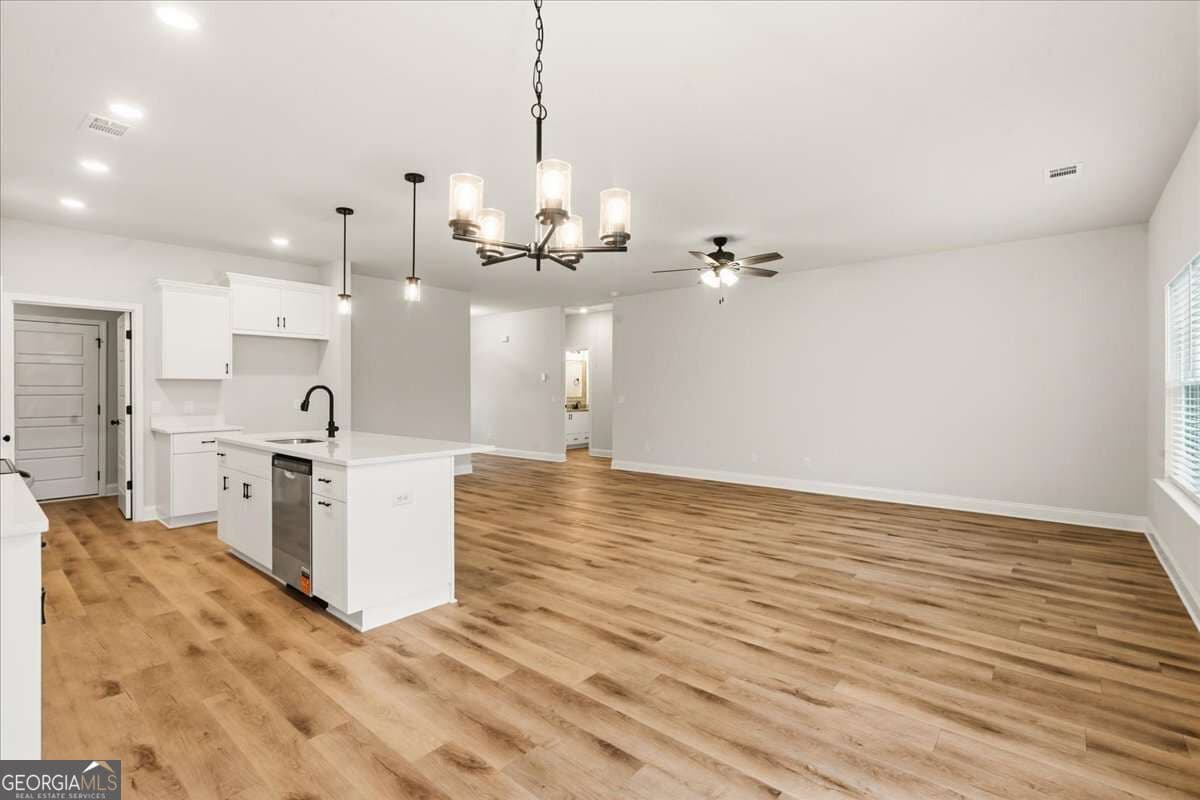 4 bedroom, 2 bathroom, 1,909 sq ft single family residence for sale at 298 Timberlake Drive, Guyton, GA 31312 — photo 10
