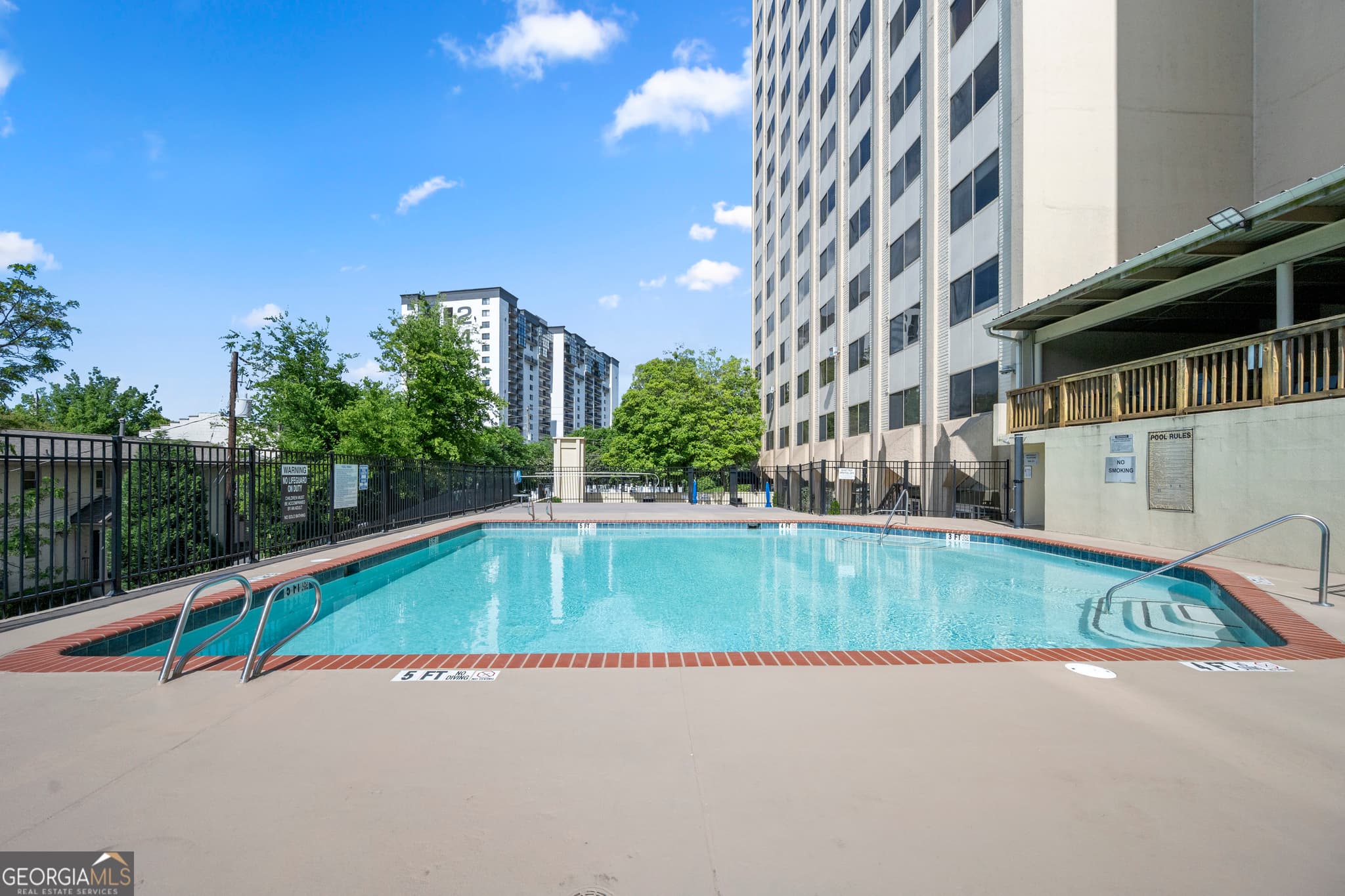 1 bedroom, 1 bathroom, 837 sq ft condominium for sale at 2479 Peachtree Road APT 503, Atlanta, GA 30305 — photo 2