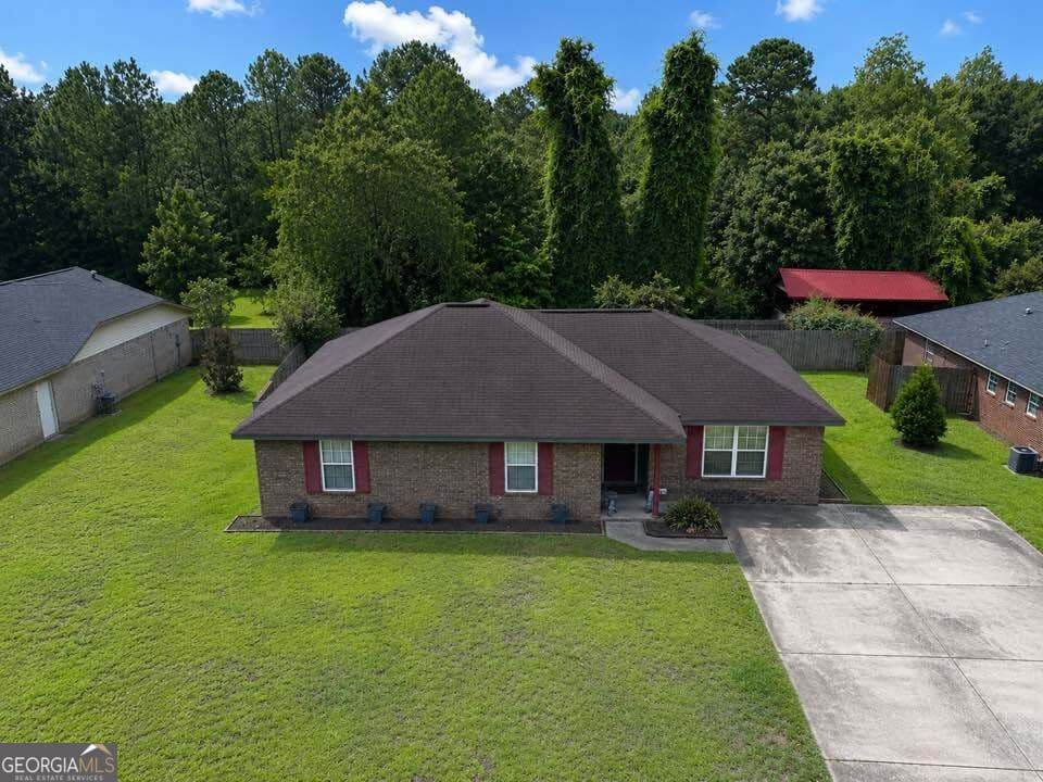3 bedroom, 2 bathroom, 1,218 sq ft single family residence for sale at 1041 Barley, Hinesville, GA 31313 — photo 2