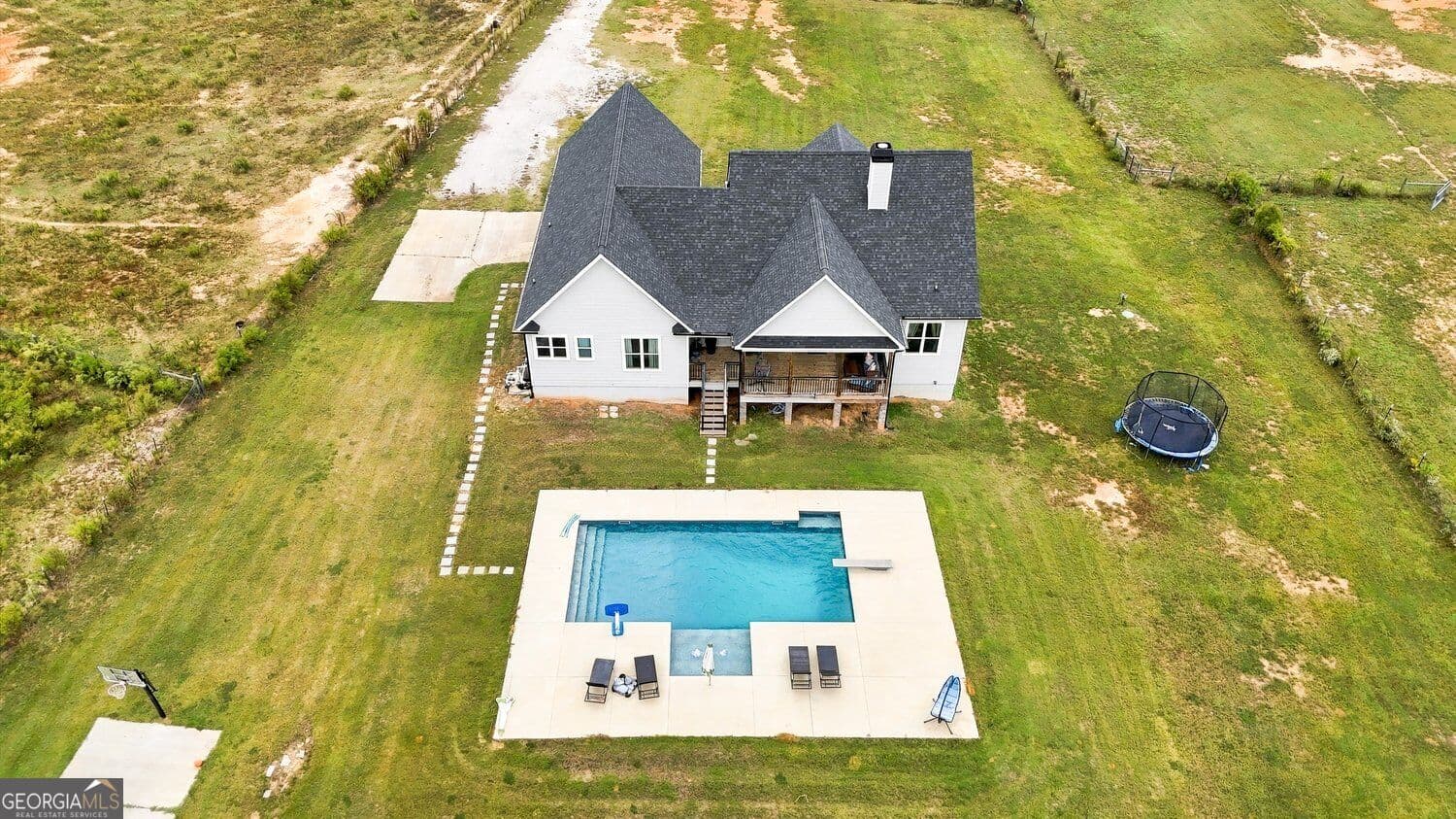4 bedroom, 2.5 bathroom, 2,377 sq ft single family residence for sale at 233 Brent Road, Barnesville, GA 30204 — photo 6