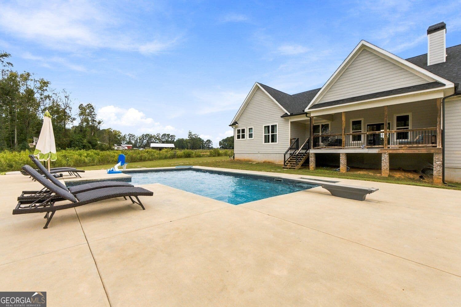 4 bedroom, 2.5 bathroom, 2,377 sq ft single family residence for sale at 233 Brent Road, Barnesville, GA 30204 — photo 5