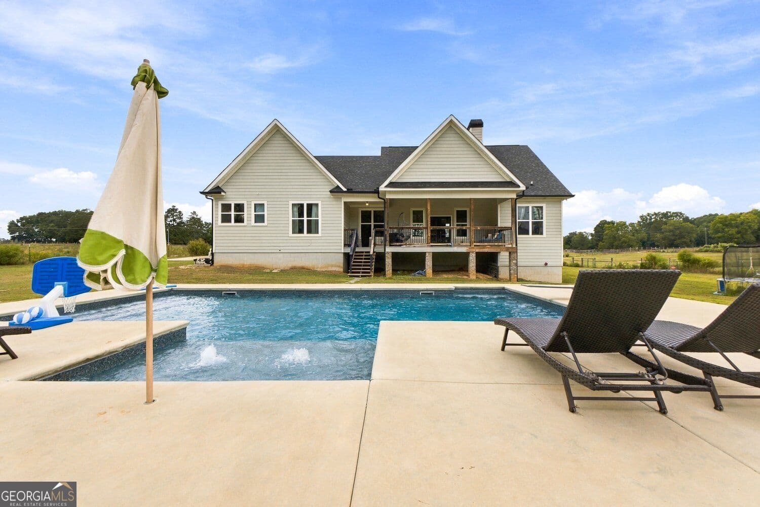 4 bedroom, 2.5 bathroom, 2,377 sq ft single family residence for sale at 233 Brent Road, Barnesville, GA 30204 — photo 8