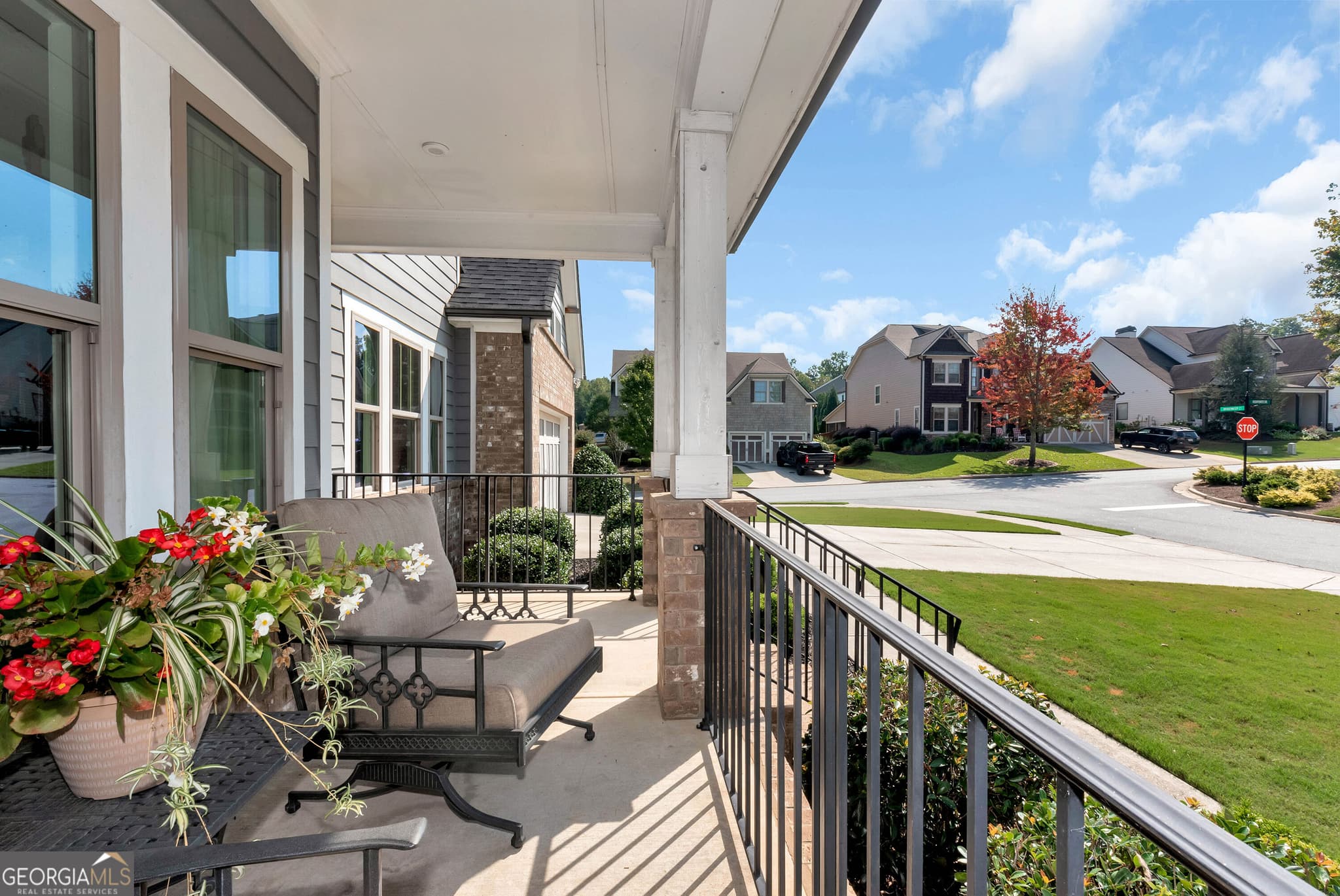 4 bedroom, 2.5 bathroom, 2,633 sq ft single family residence for sale at 47 Bridgewater Court, Dawsonville, GA 30534 — photo 5