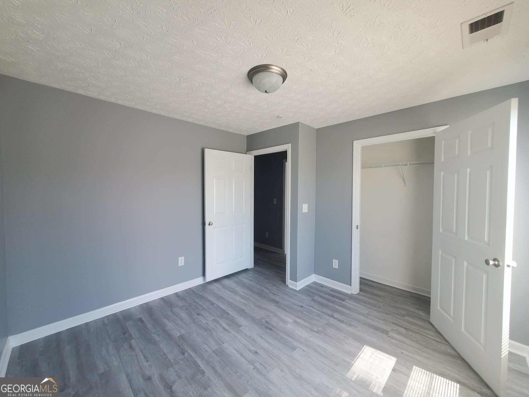 3 bedroom, 2 bathroom, 1,292 sq ft condominium for rent at 17301 Waldrop Cove, Decatur, GA 30034 for $1,399 a month — photo 3