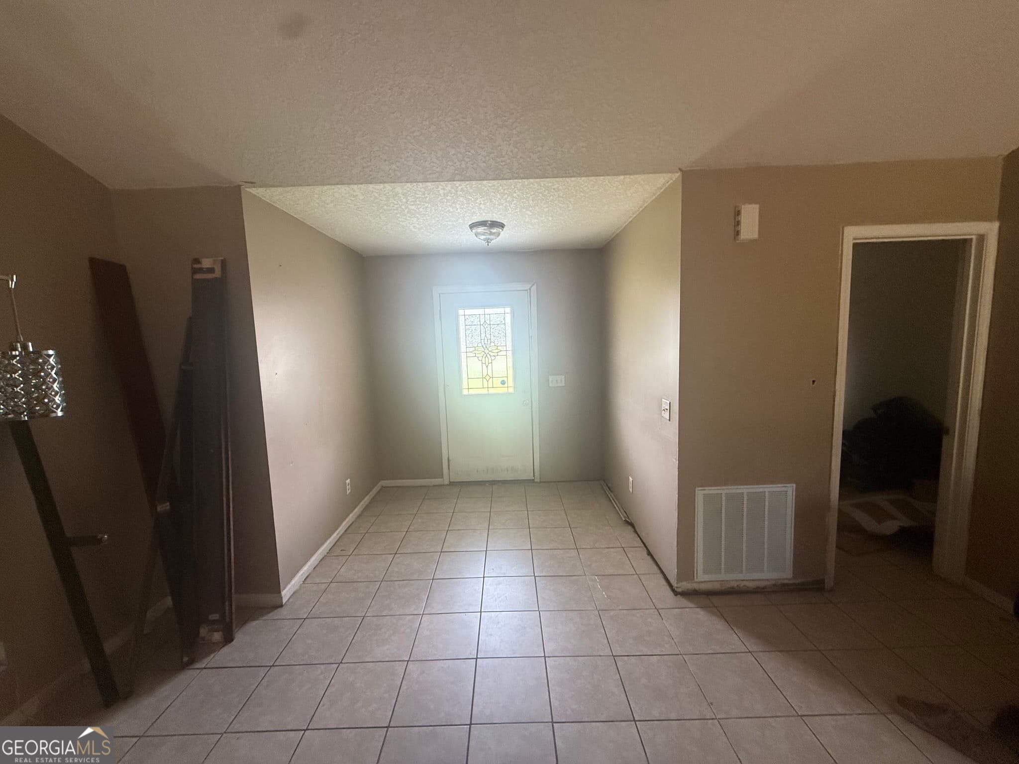 3 bedroom, 2 bathroom, 1,568 sq ft single family residence for sale at 1030 OTTO Circle, Douglas, GA 31535 — photo 6