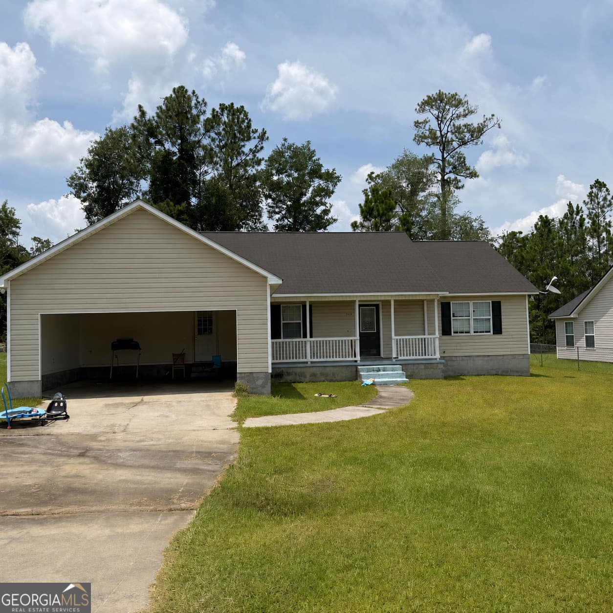 3 bedroom, 2 bathroom, 1,568 sq ft single family residence for sale at 1030 OTTO Circle, Douglas, GA 31535