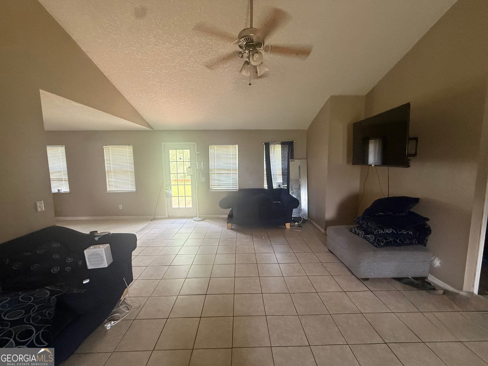 3 bedroom, 2 bathroom, 1,568 sq ft single family residence for sale at 1030 OTTO Circle, Douglas, GA 31535 — photo 8