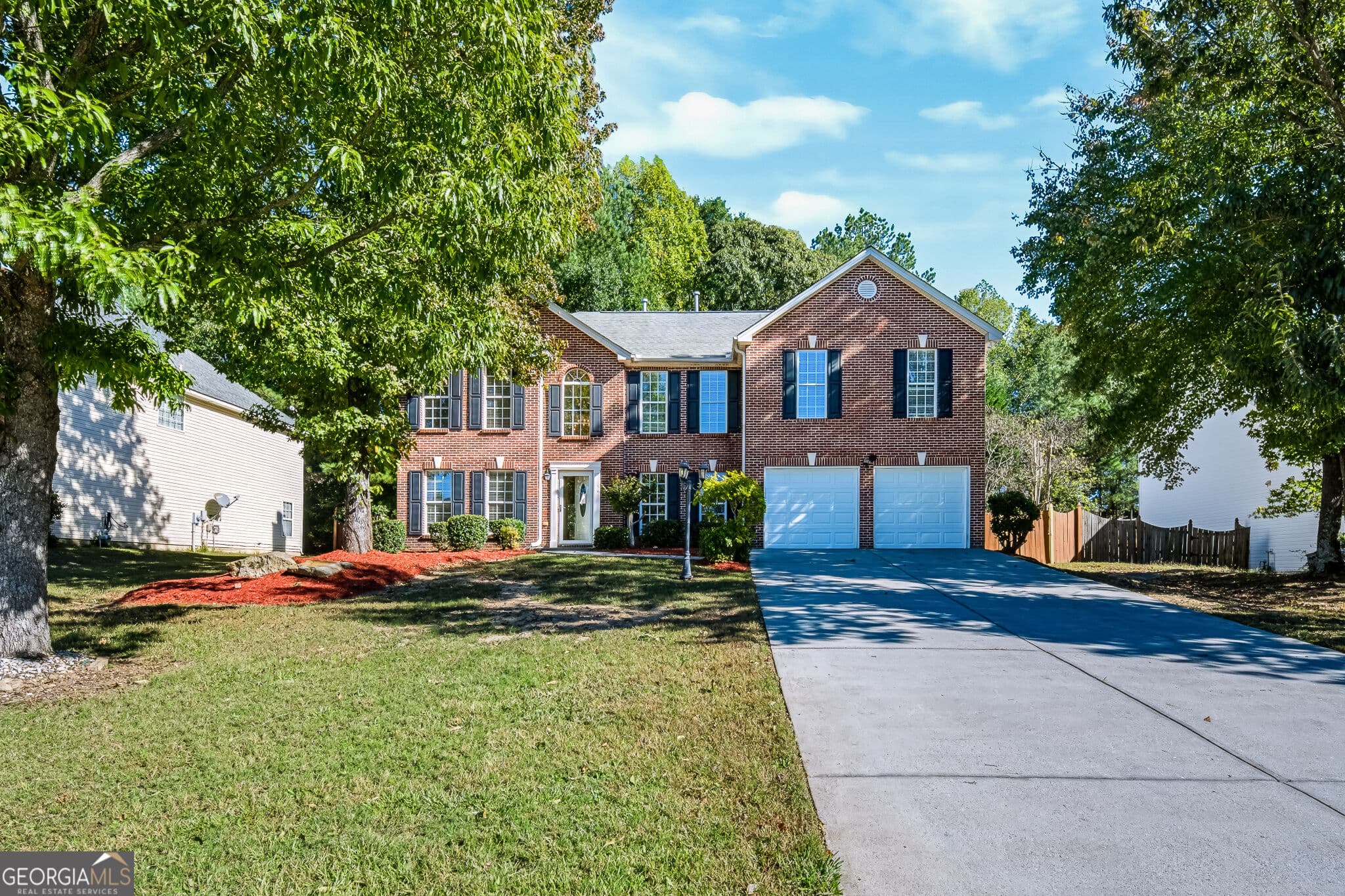 4 bedroom, 2.5 bathroom, 2,796 sq ft single family residence for sale at 680 Paper Creek Drive, Lawrenceville, GA 30046 — photo 3