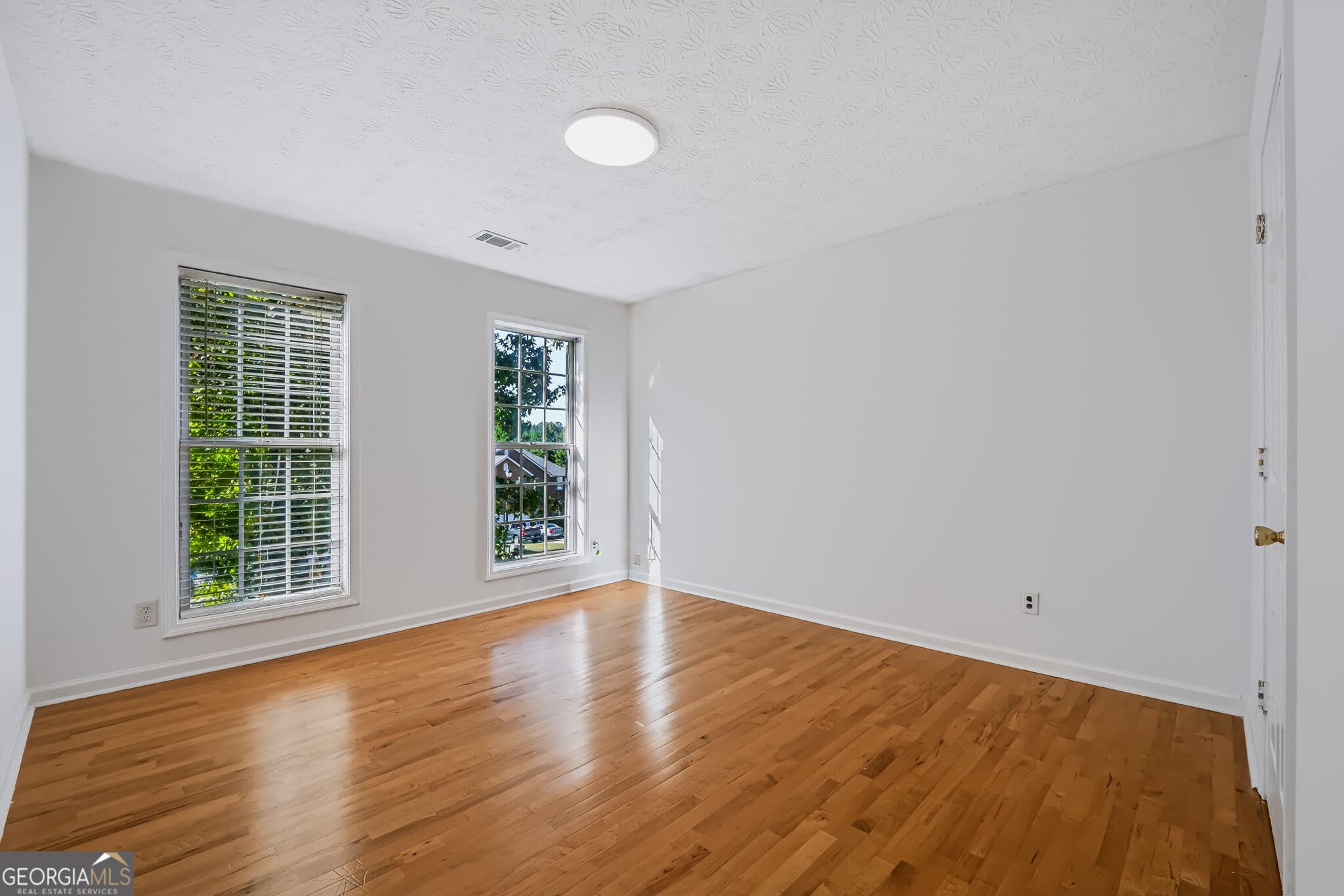4 bedroom, 2.5 bathroom, 2,796 sq ft single family residence for sale at 680 Paper Creek Drive, Lawrenceville, GA 30046 — photo 8