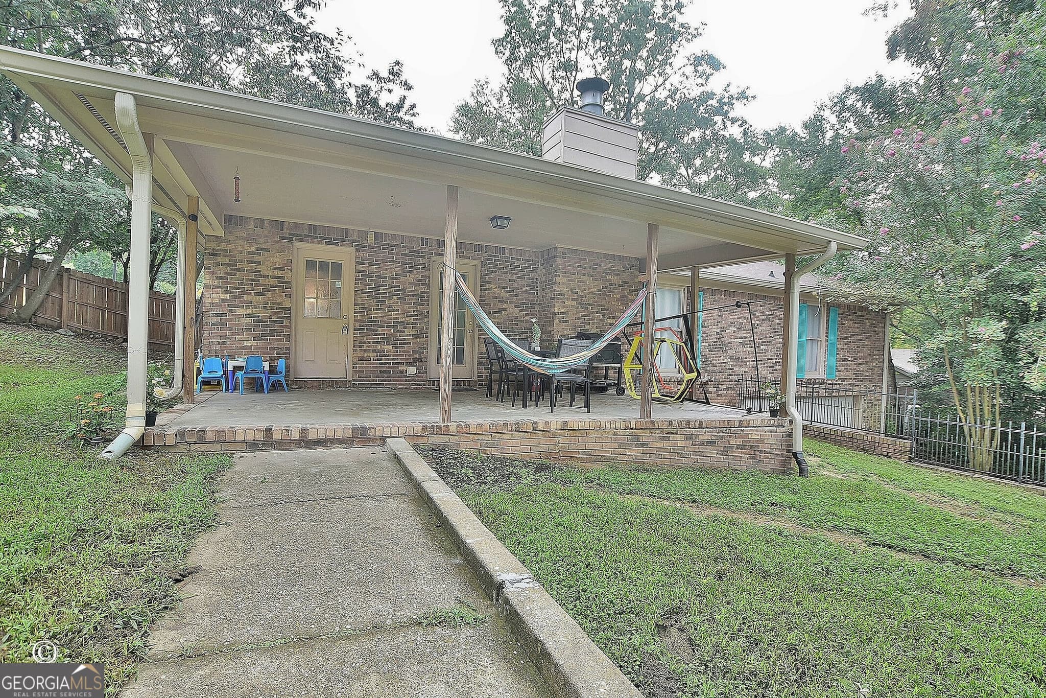4 bedroom, 2 bathroom, 1,666 sq ft single family residence for sale at 4660 Woodmere Lane, Columbus, GA 31907 — photo 5