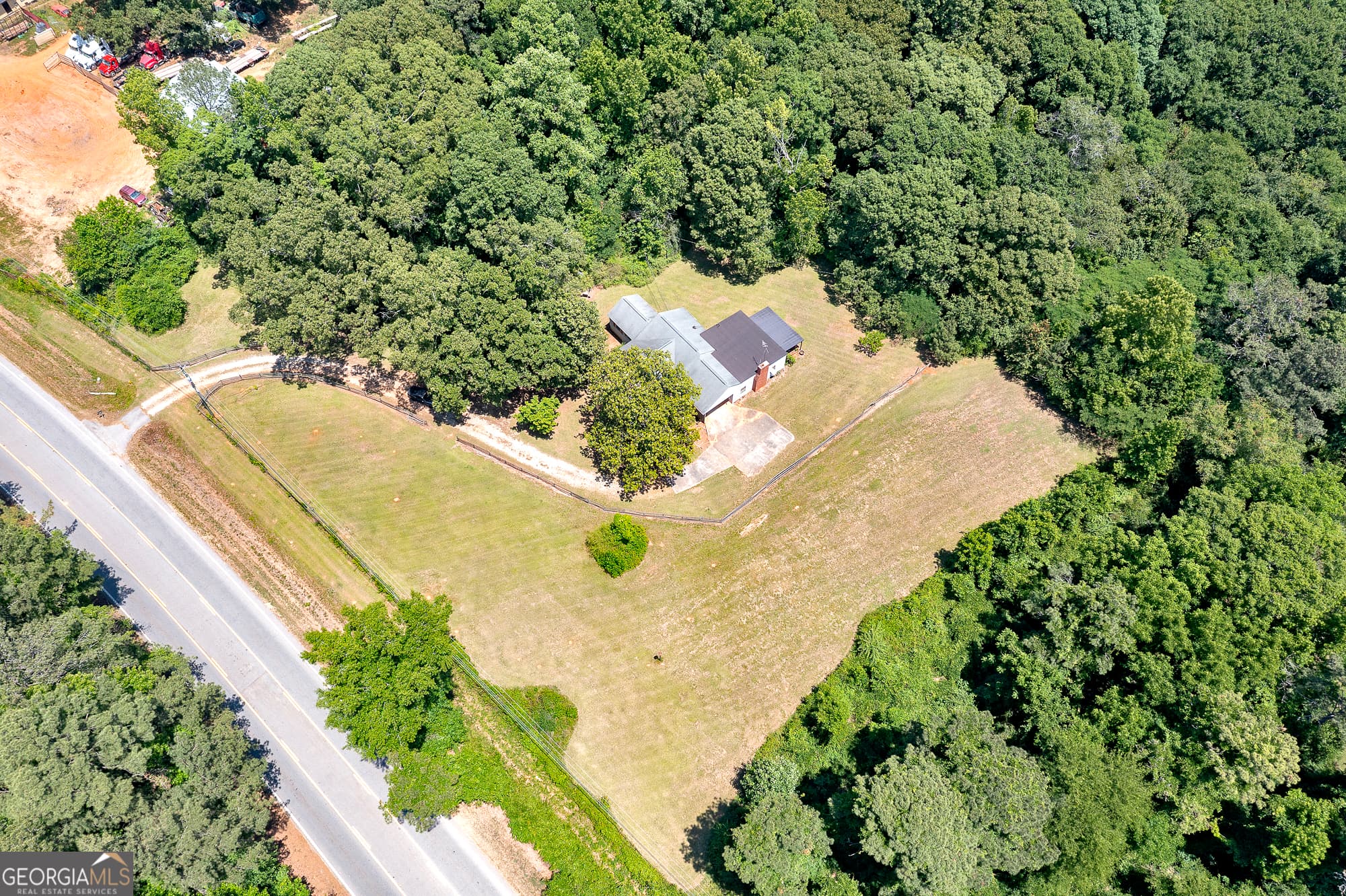 4 bedroom, 2 bathroom, 2,500 sq ft single family residence for sale at 2534 Highway 155, Mcdonough, GA 30252 — photo 7