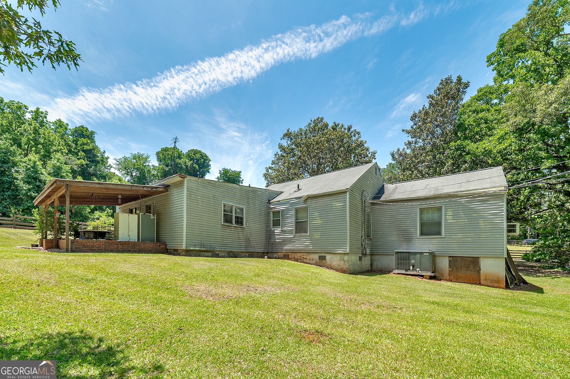 4 bedroom, 2 bathroom, 2,500 sq ft single family residence for sale at 2534 Highway 155, Mcdonough, GA 30252 — photo 10