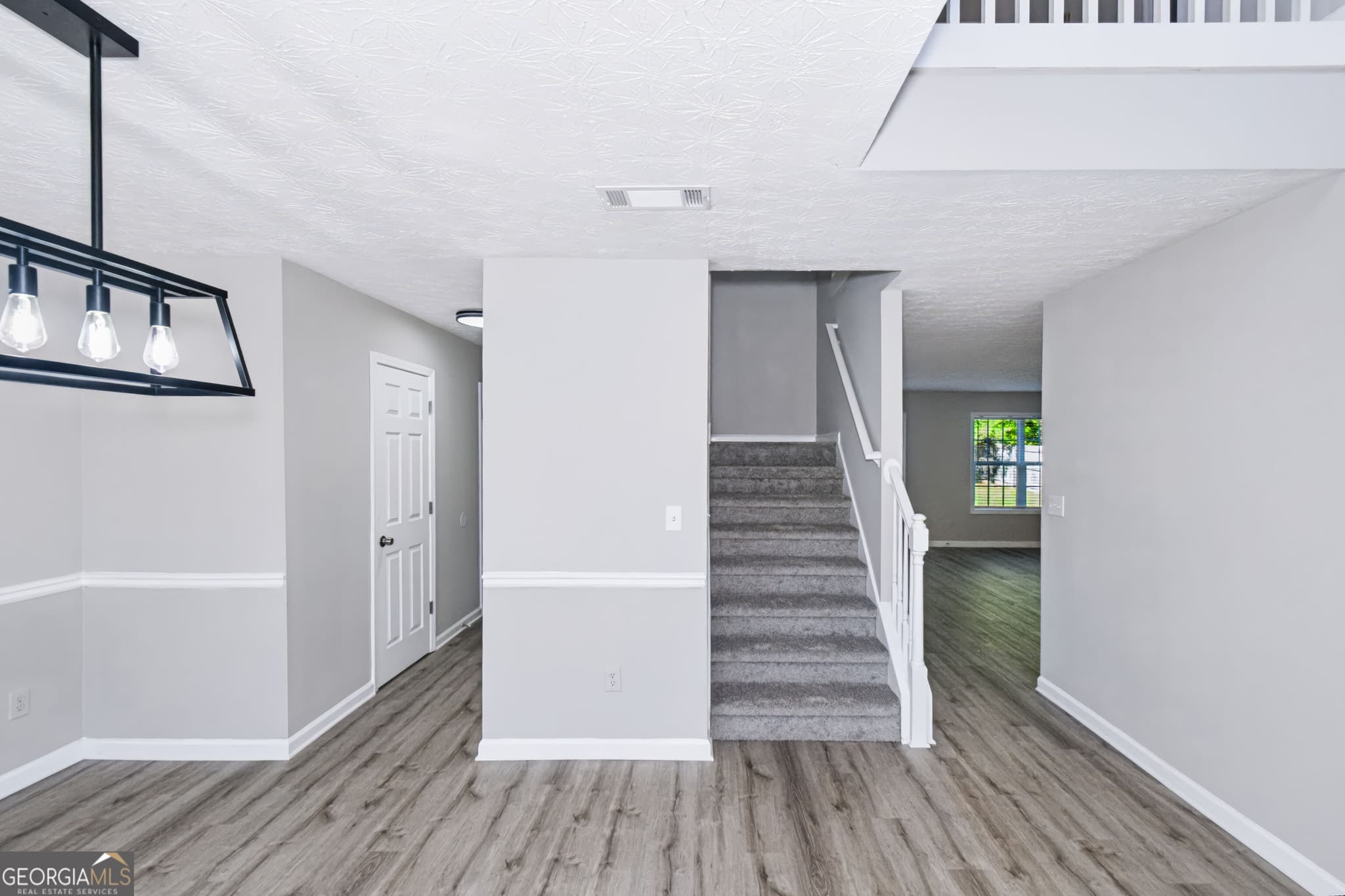 3 bedroom, 2.5 bathroom, 1,876 sq ft single family residence for sale at 281 Shadowbrooke Drive, Loganville, GA 30052 — photo 3