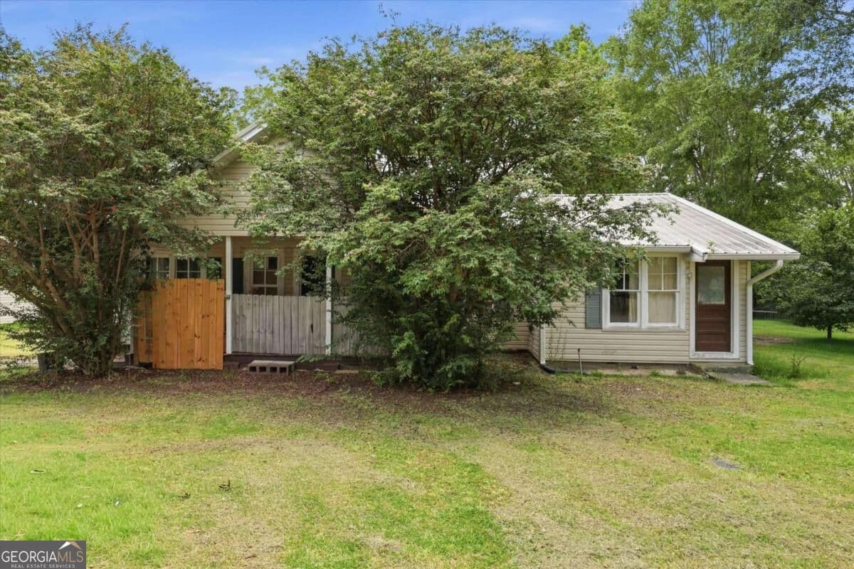 multi family,duplex for sale at 110 Houston Street, Sylvester, GA 31791