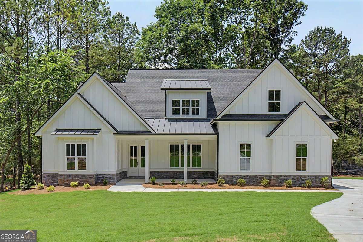 5 bedroom, 3.5 bathroom, 2,570 sq ft single family residence for sale at 26 Rushden Way, Rome, GA 30161
