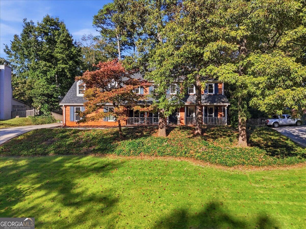 4 bedroom, 3 bathroom single family residence for sale at 3255 Sweet Buckeye Drive, Marietta, GA 30066 — photo 3
