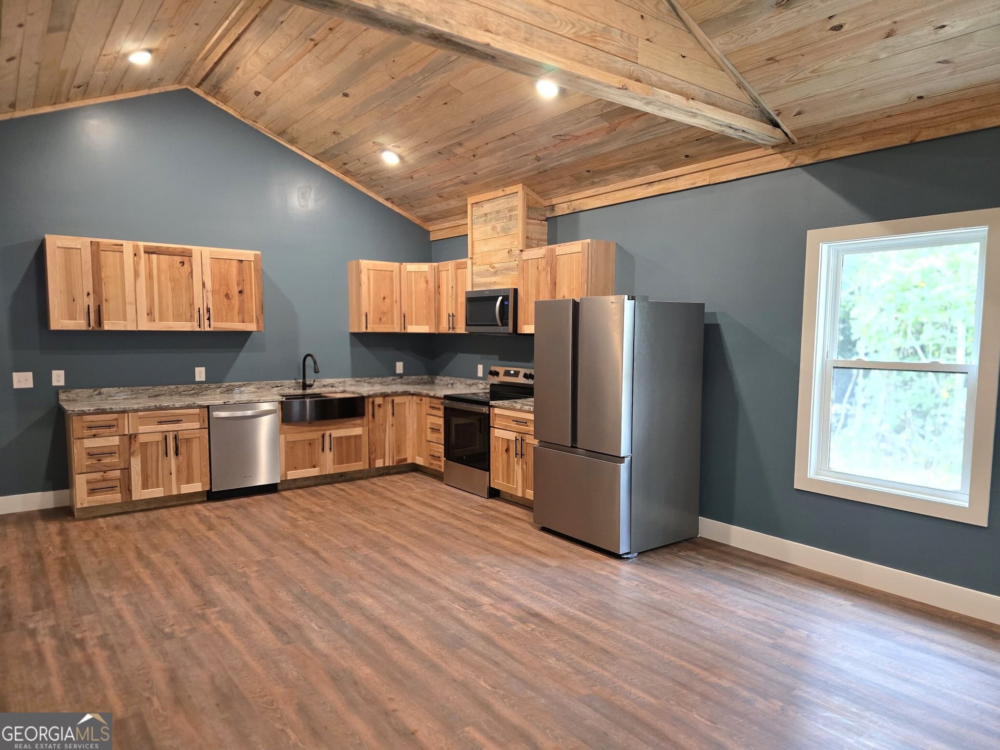 3 bedroom, 2.5 bathroom, 1,500 sq ft single family residence for sale at 1152 Clarks Bridge Road, Stapleton, GA 30823 — photo 9