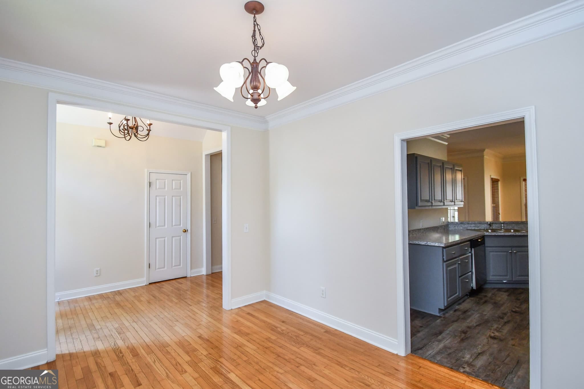 3 bedroom, 2 bathroom, 1,374 sq ft single family residence for sale at 129 Leyland Hills Drive, Clarkesville, GA 30523 — photo 6