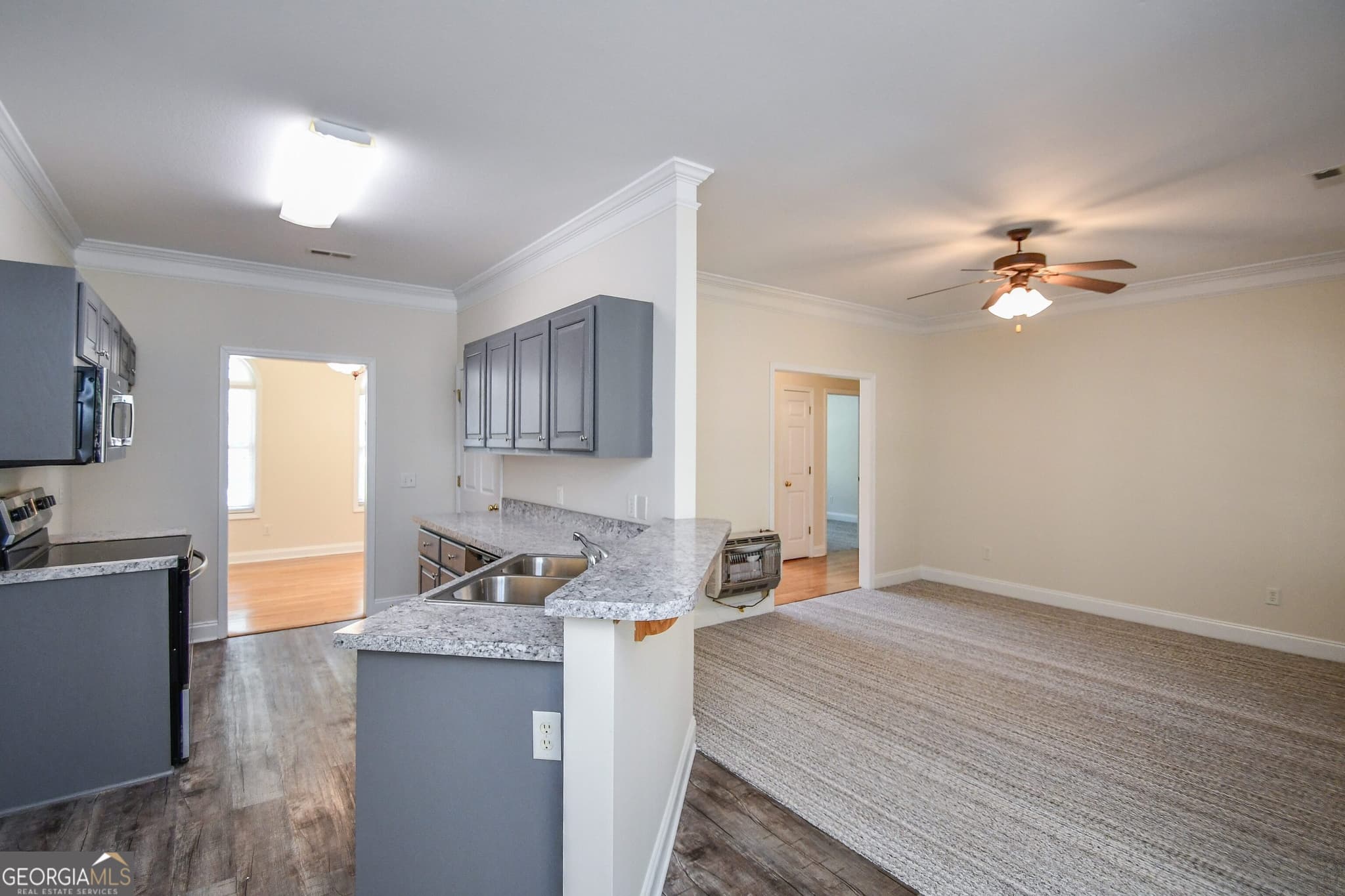 3 bedroom, 2 bathroom, 1,374 sq ft single family residence for sale at 129 Leyland Hills Drive, Clarkesville, GA 30523 — photo 9