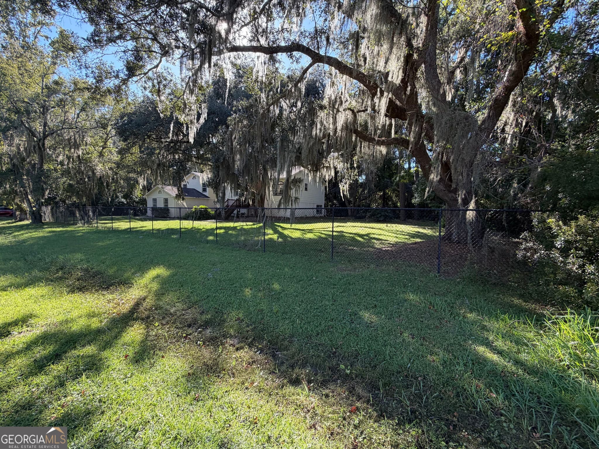 5 bedroom, 4 bathroom, 3,292 sq ft single family residence for sale at 72 Marsh Oak Drive, Brunswick, GA 31520 — photo 5