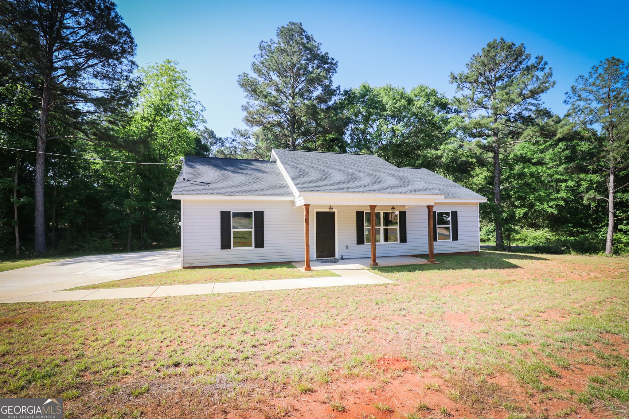 3 bedroom, 2 bathroom, 1,380 sq ft single family residence under contract at 101 Alexandria Way, Thomaston, GA 30286 — photo 2