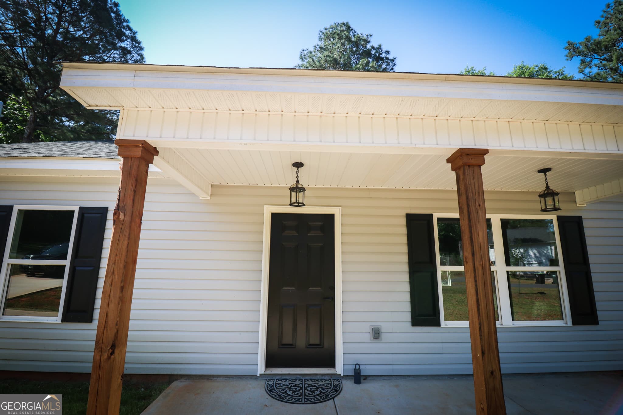 3 bedroom, 2 bathroom, 1,380 sq ft single family residence under contract at 101 Alexandria Way, Thomaston, GA 30286 — photo 8