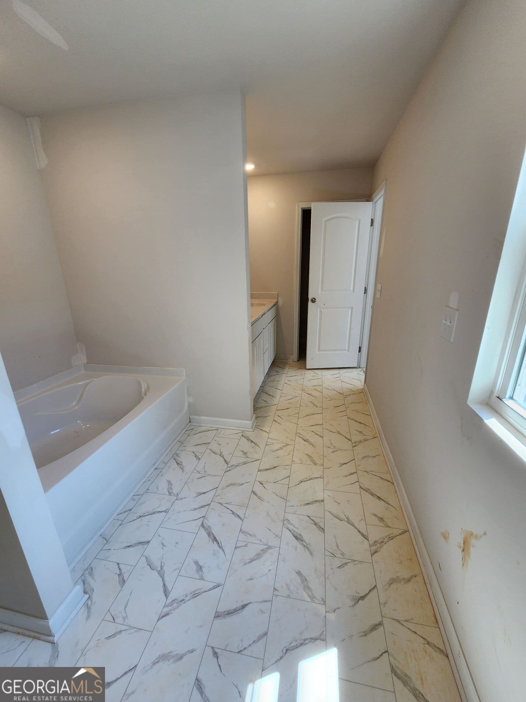 3 bedroom, 2.5 bathroom, 1,848 sq ft townhouse for sale at 67 Umber Lane LOT 38, Newnan, GA 30263 — photo 4