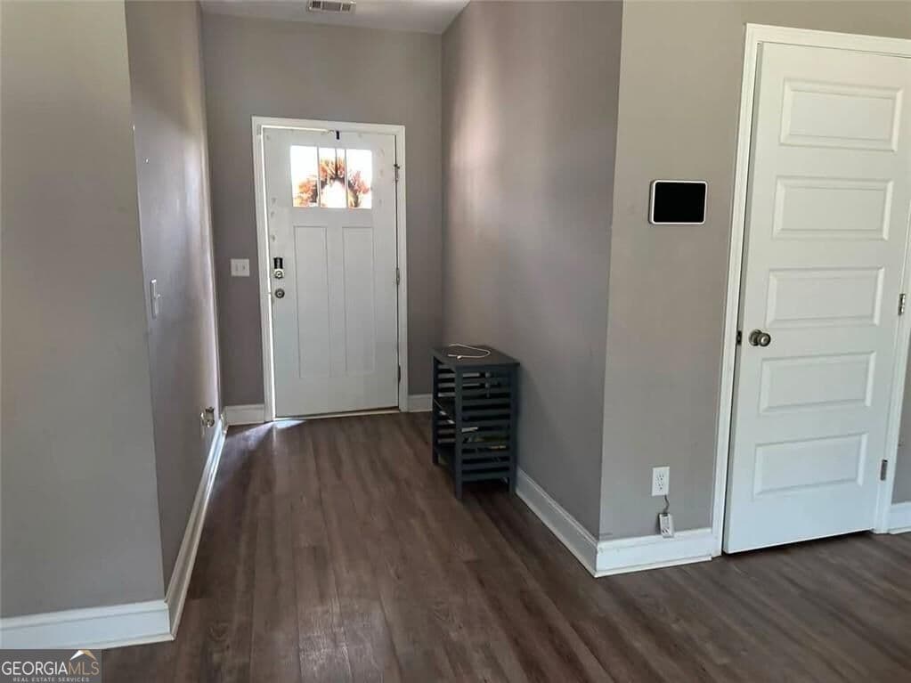 3 bedroom, 2 bathroom, 1,602 sq ft single family residence for sale at 409 Pivot Point, Statesboro, GA 30458 — photo 2