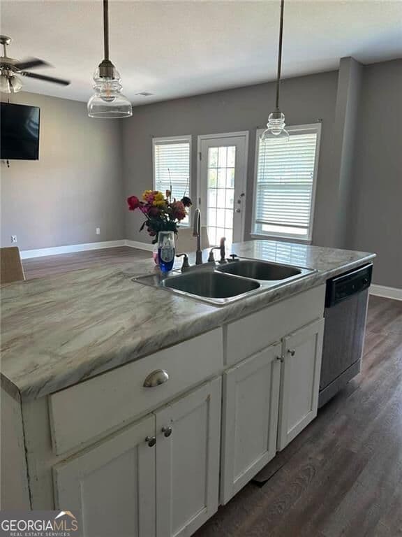 3 bedroom, 2 bathroom, 1,602 sq ft single family residence for sale at 409 Pivot Point, Statesboro, GA 30458 — photo 7