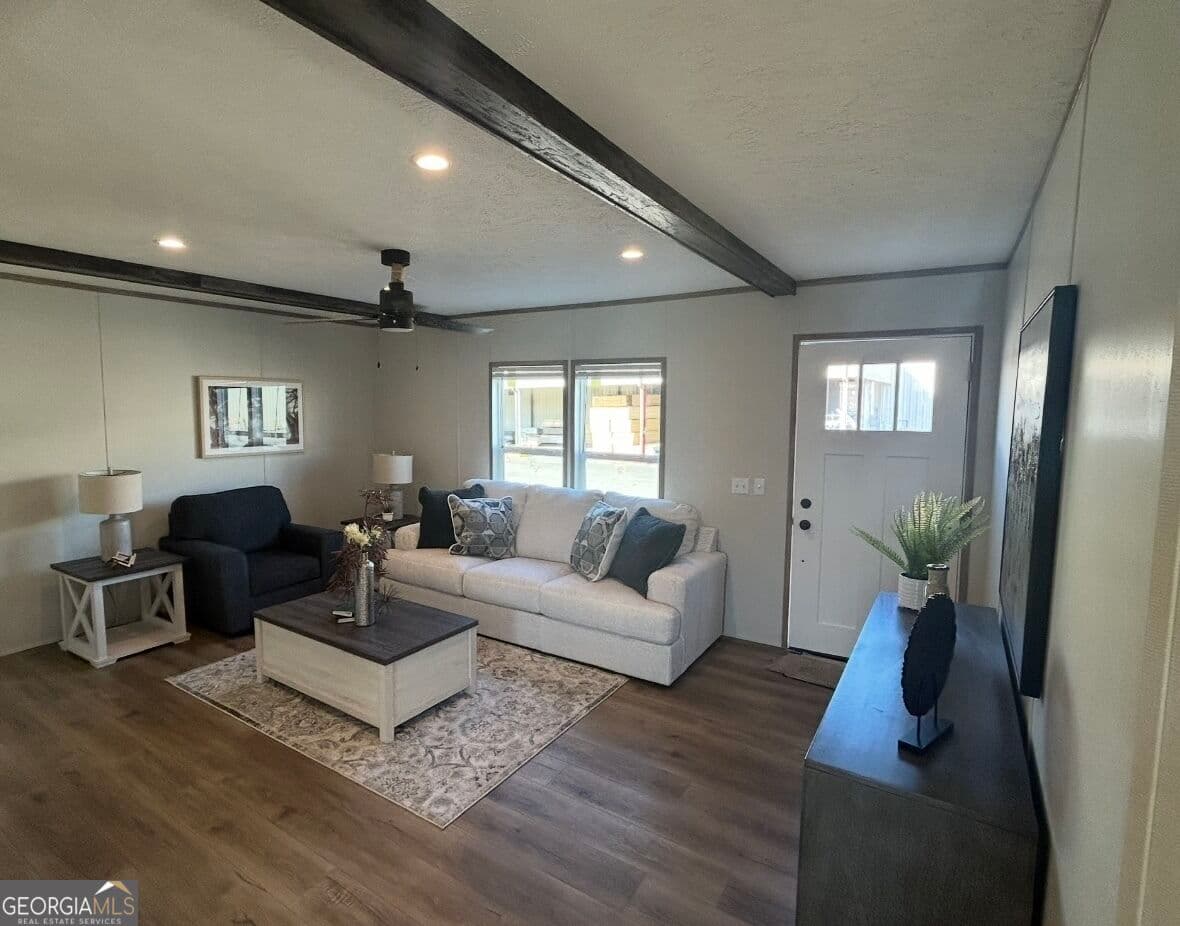 4 bedroom, 2 bathroom, 1,680 sq ft manufactured home,single family residence for sale at 1331 Fairview Farms Circle, Lavonia, GA 30553 — photo 2