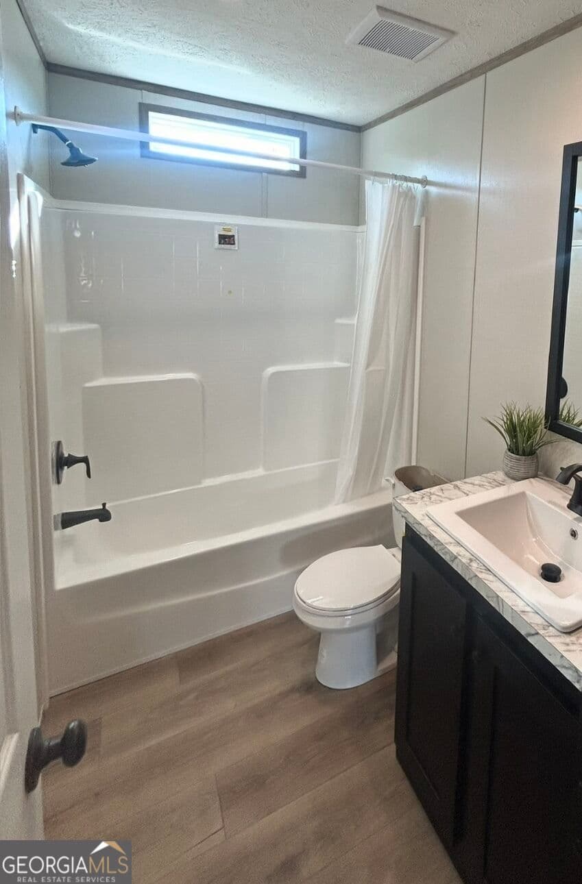 4 bedroom, 2 bathroom, 1,680 sq ft manufactured home,single family residence for sale at 1331 Fairview Farms Circle, Lavonia, GA 30553 — photo 6