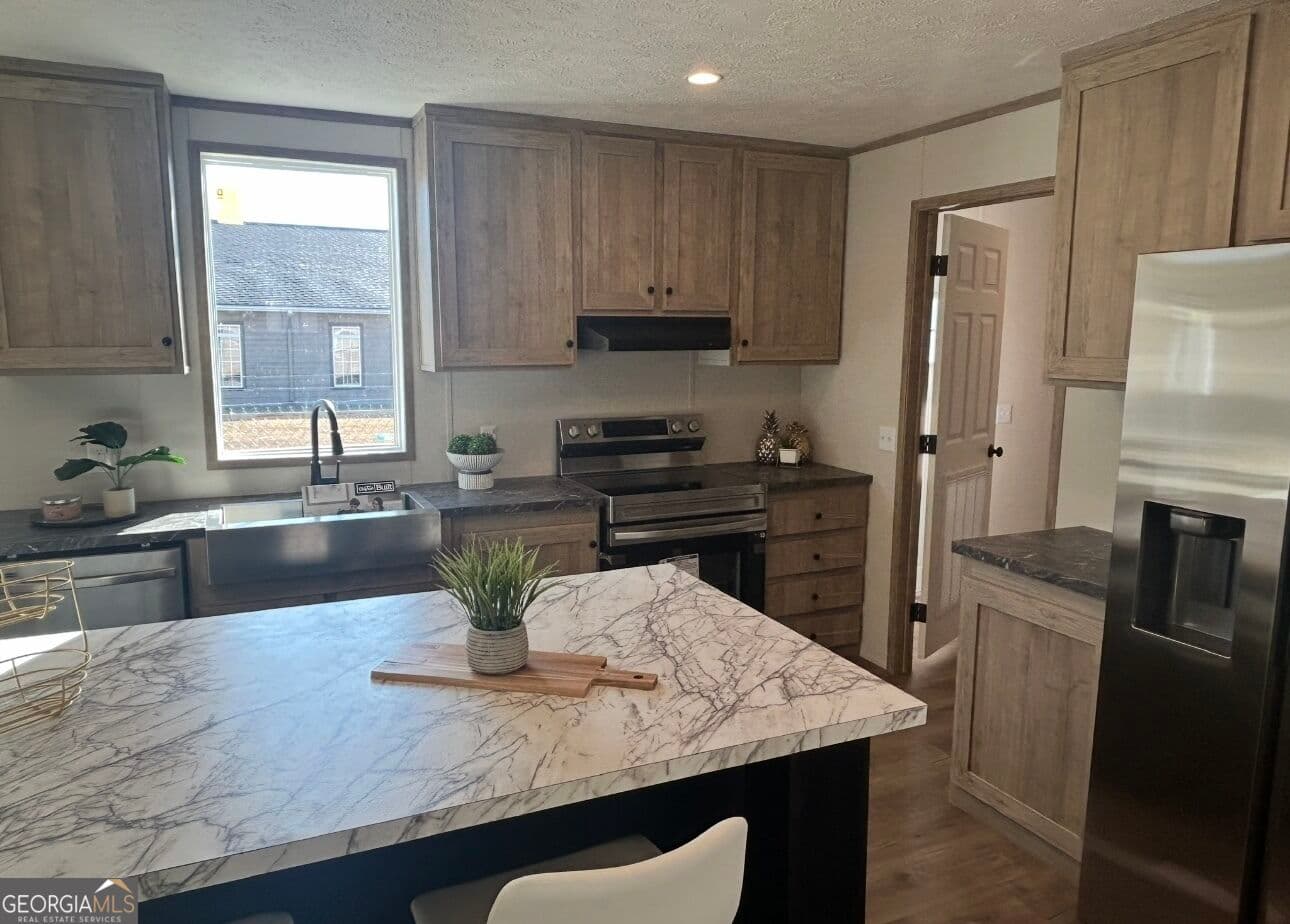 4 bedroom, 2 bathroom, 1,680 sq ft manufactured home,single family residence for sale at 1331 Fairview Farms Circle, Lavonia, GA 30553 — photo 3