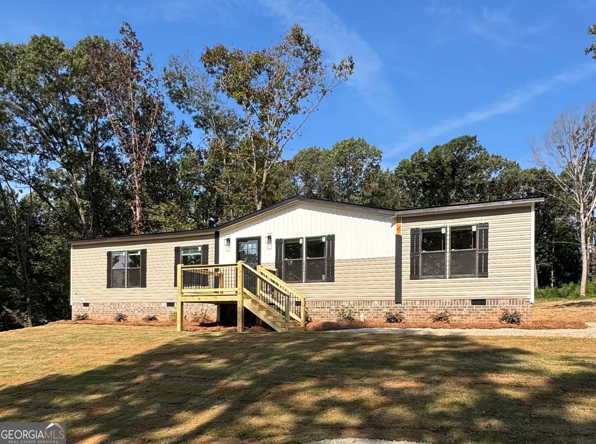 4 bedroom, 2 bathroom, 1,680 sq ft manufactured home,single family residence for sale at 1331 Fairview Farms Circle, Lavonia, GA 30553