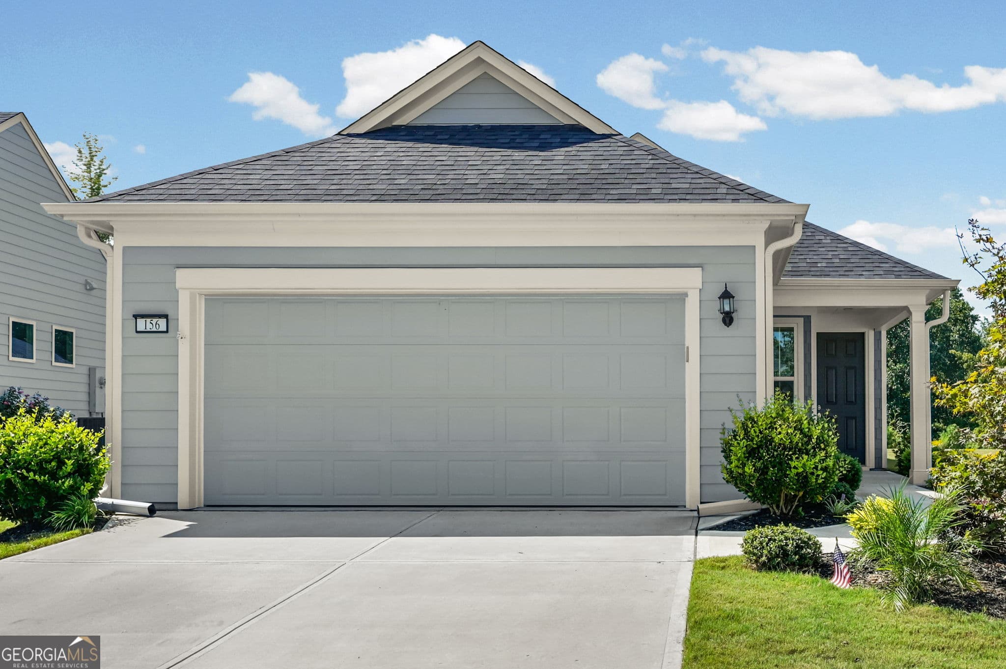 3 bedroom, 2 bathroom, 1,595 sq ft single family residence for sale at 156 Alcovy Court, Griffin, GA 30223 — photo 2