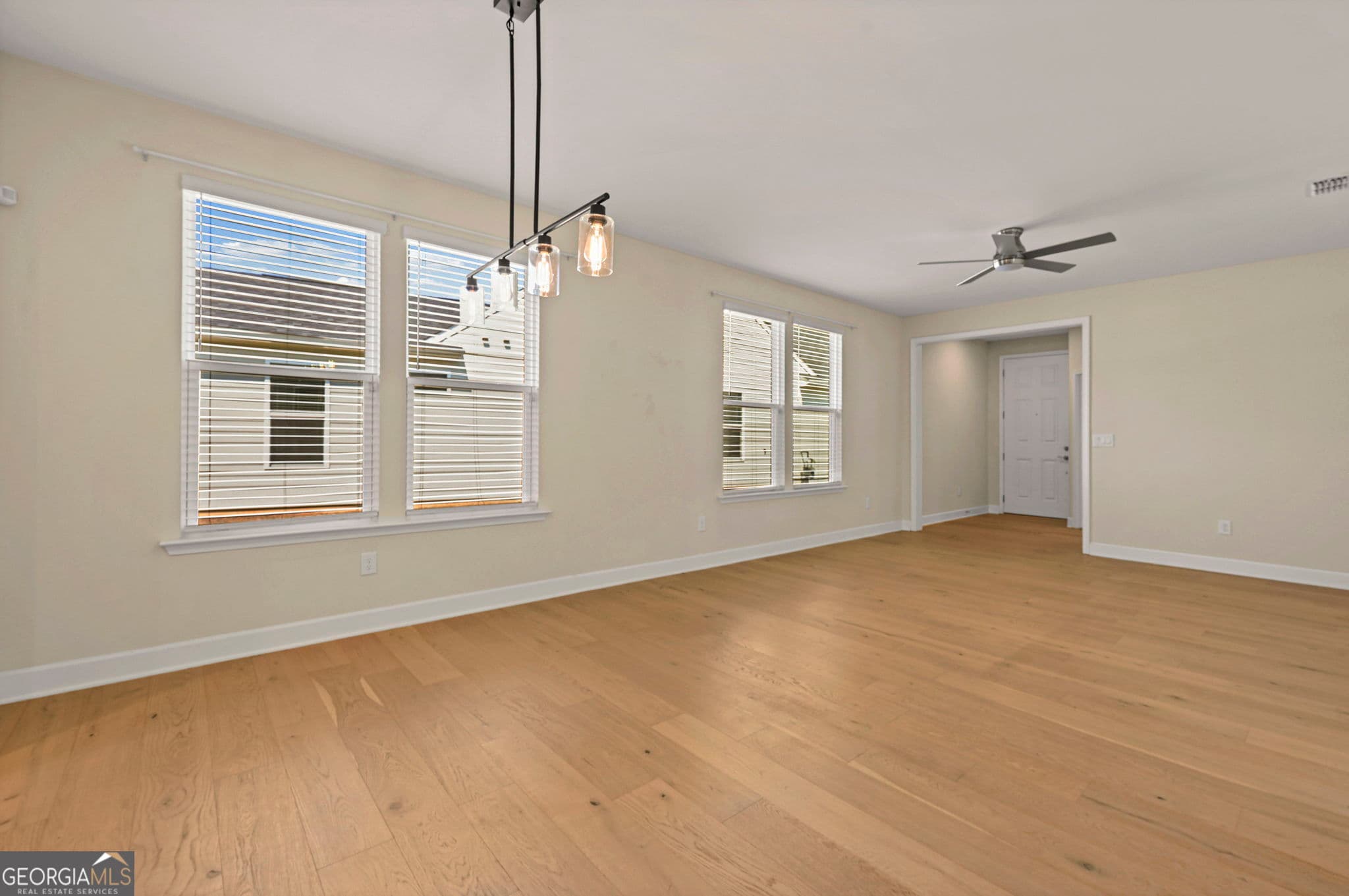 3 bedroom, 2 bathroom, 1,595 sq ft single family residence for sale at 156 Alcovy Court, Griffin, GA 30223 — photo 10