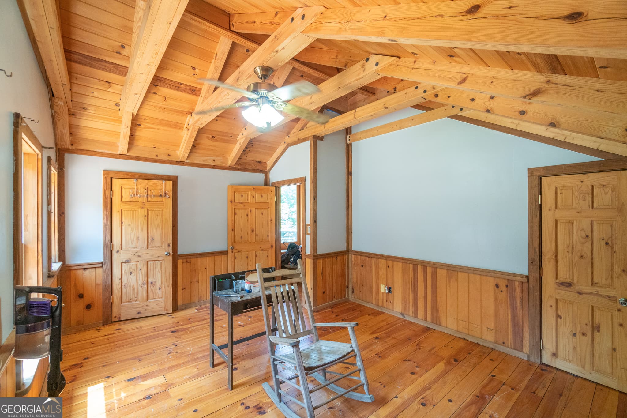 5 bedroom, 3 bathroom, 6,472 sq ft single family residence for sale at 440 Joe Franklin Road, Sautee Nacoochee, GA 30571 — photo 10