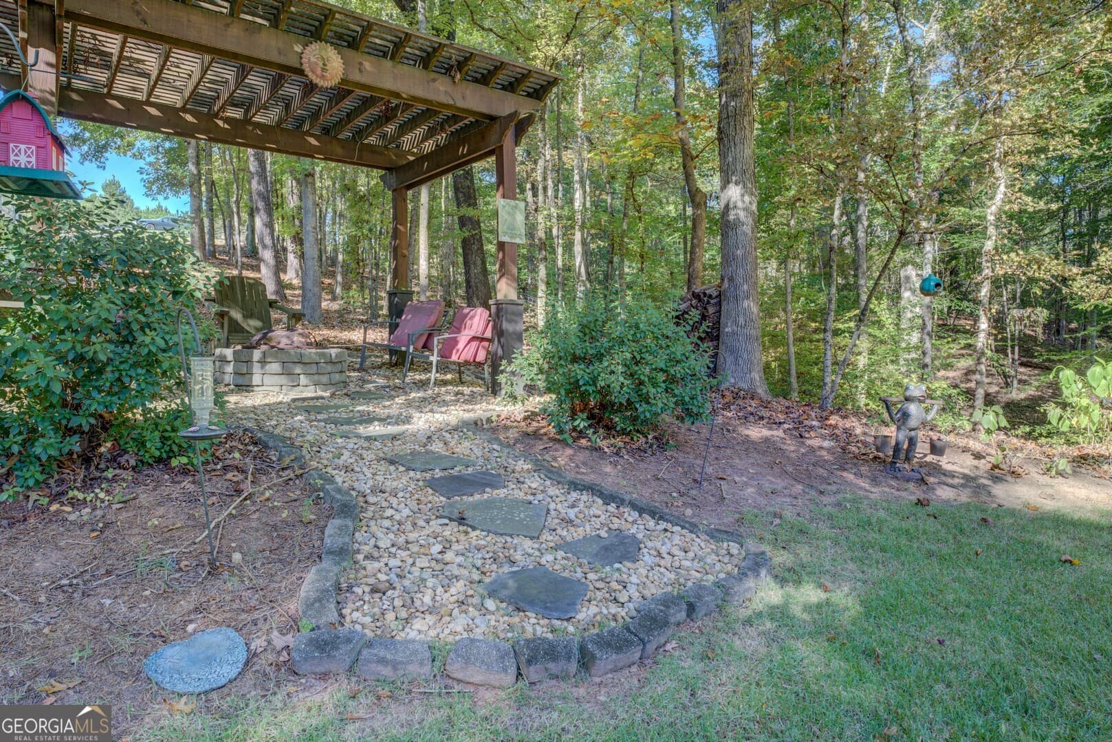 5 bedroom, 3.5 bathroom, 4,130 sq ft single family residence for sale at 613 Van Morrison Road, Monticello, GA 31064 — photo 3