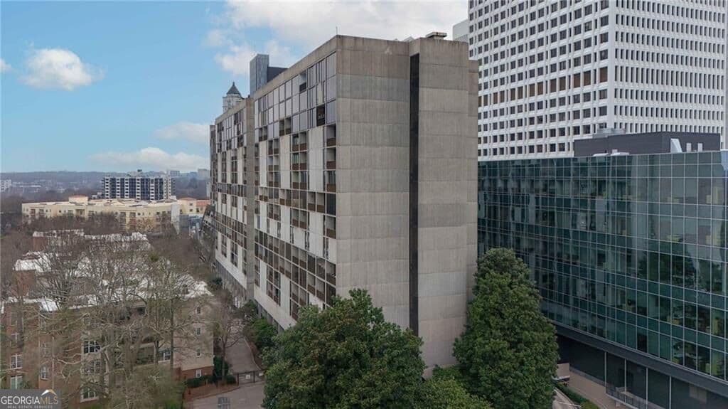 1 bedroom, 1 bathroom, 1,456 sq ft condominium for sale at 147 15th Street 7A, Atlanta, GA 30309 — photo 3
