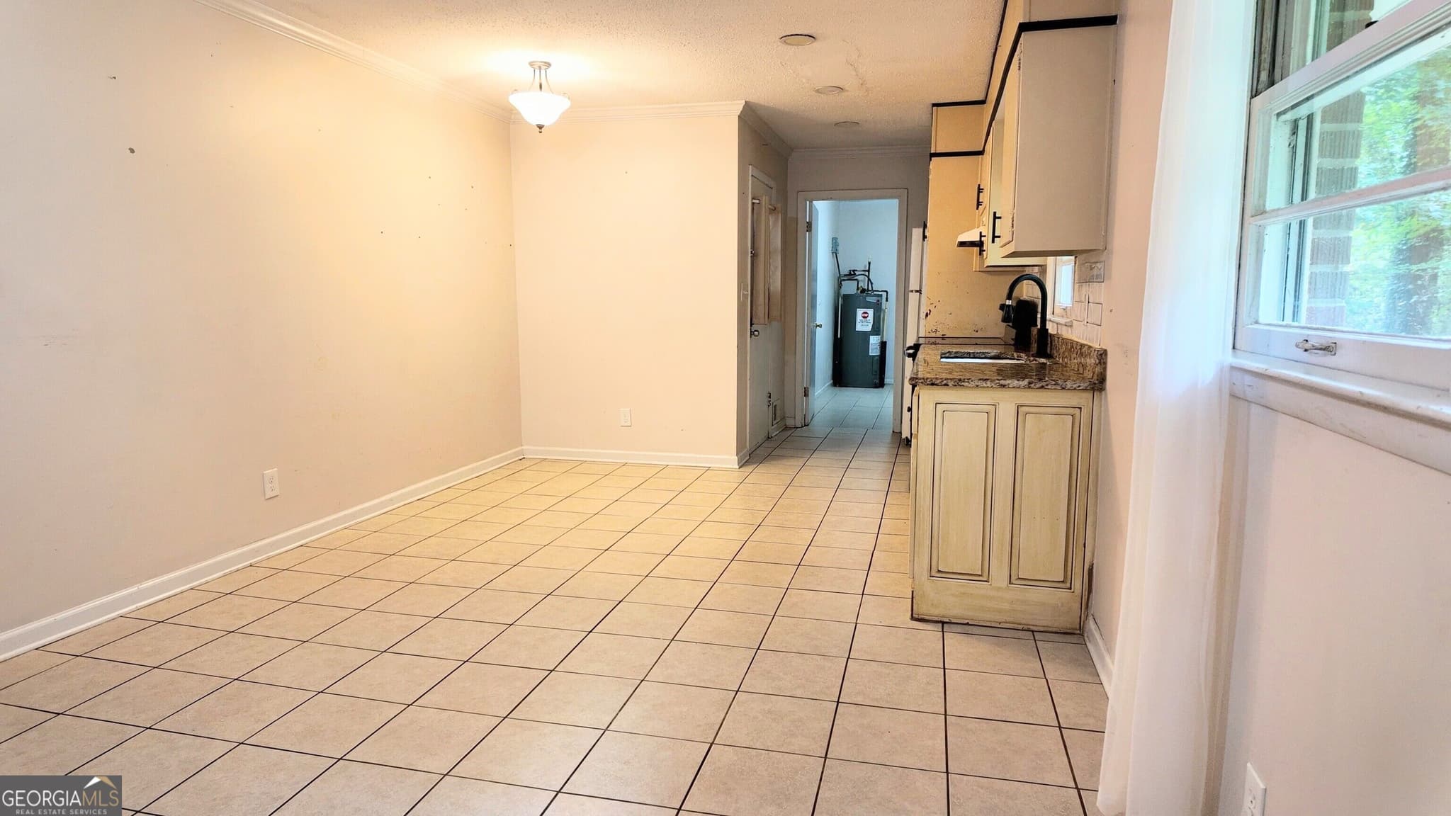 3 bedroom, 1.5 bathroom, 1,196 sq ft single family residence for sale at 3831 Braswell Circle, Austell, GA 30106 — photo 6