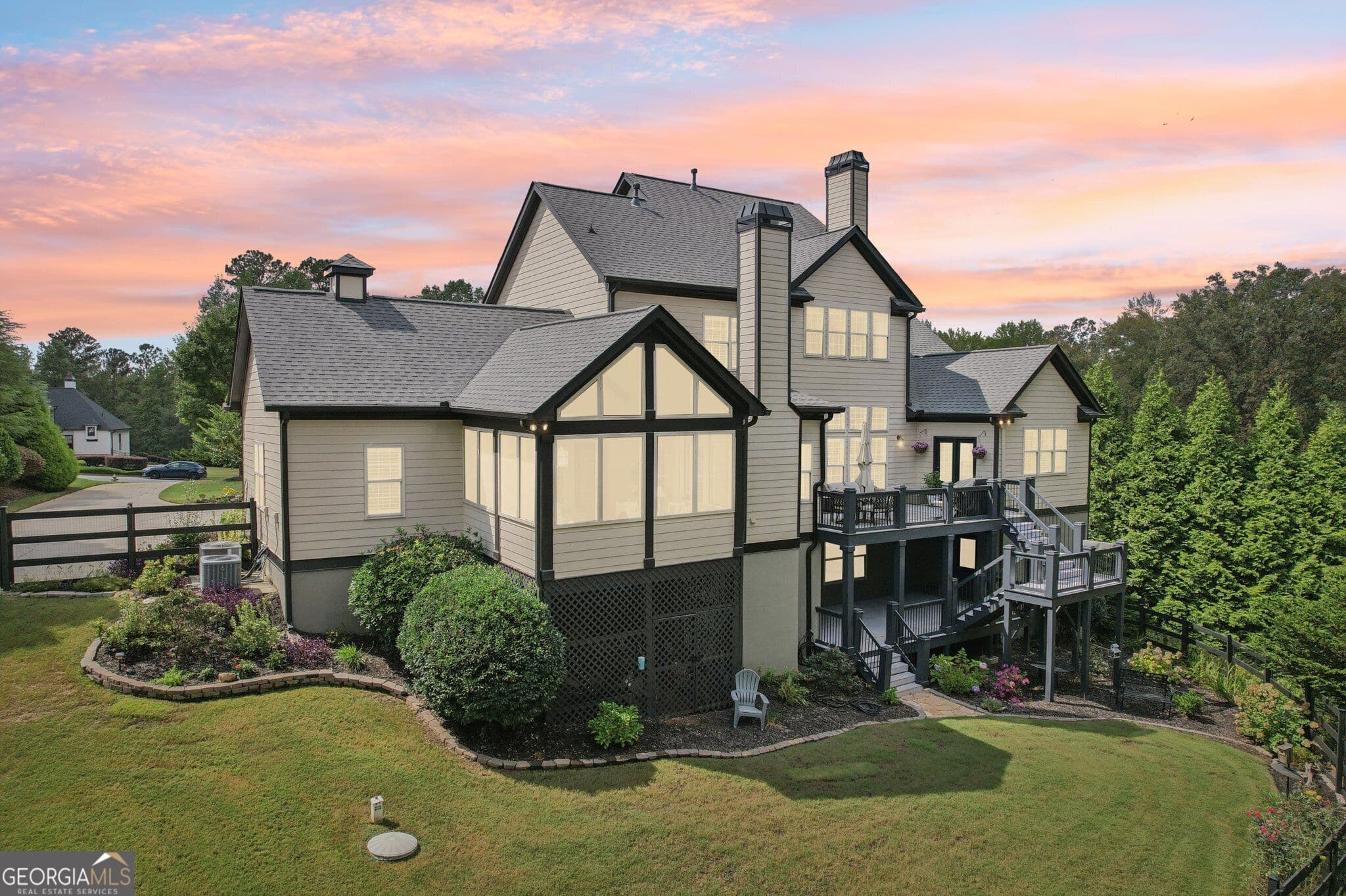 6 bedroom, 4.5 bathroom, 6,300 sq ft single family residence for sale at 395 Beaumont Farms Drive, Sharpsburg, GA 30277 — photo 2