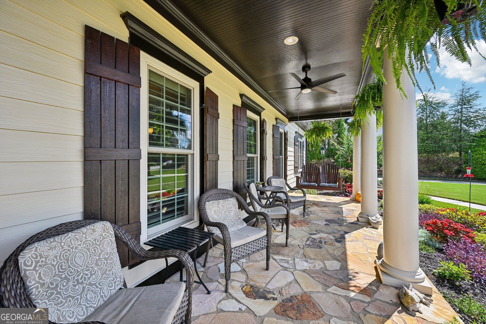 6 bedroom, 4.5 bathroom, 6,300 sq ft single family residence for sale at 395 Beaumont Farms Drive, Sharpsburg, GA 30277 — photo 6