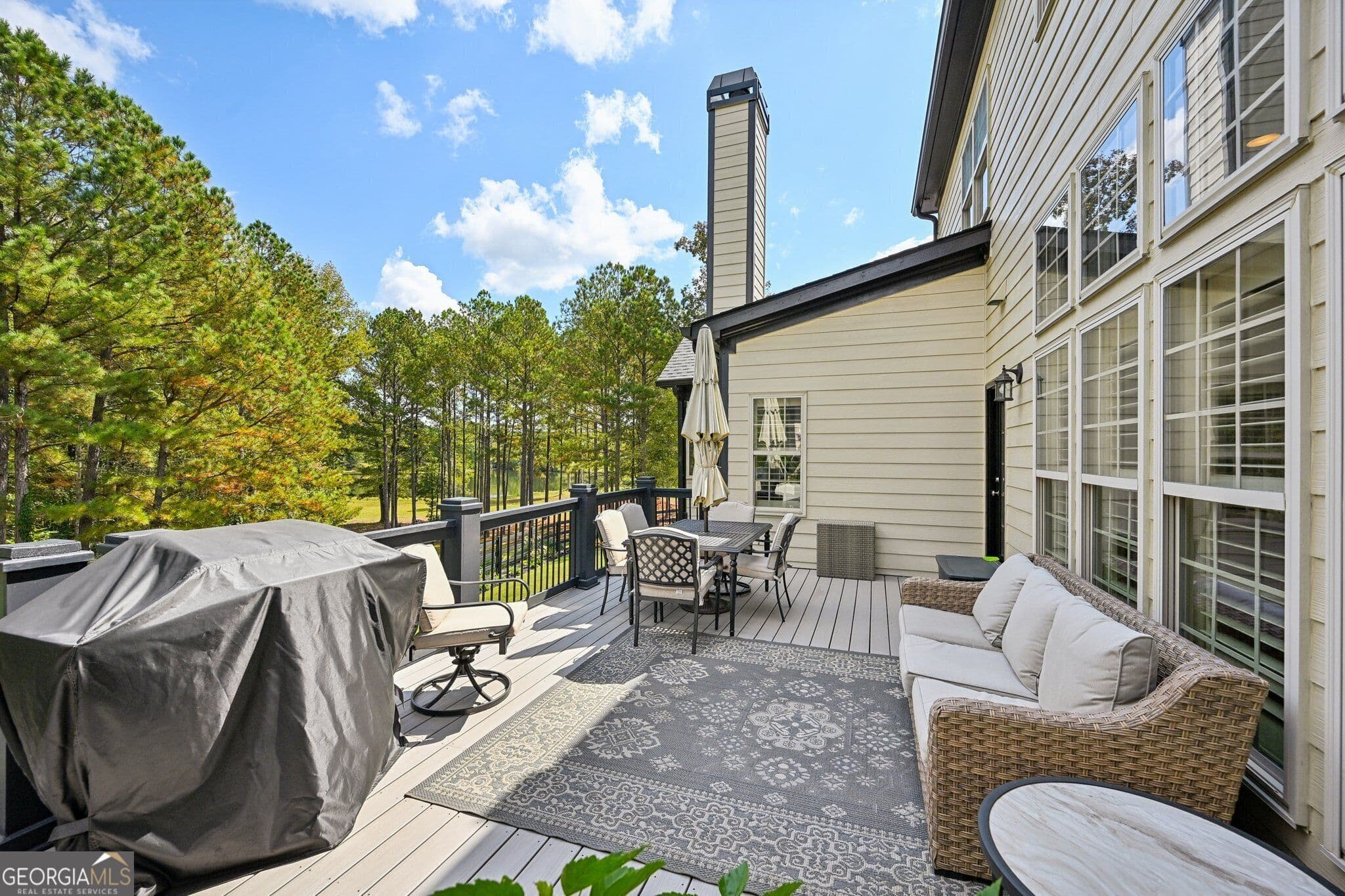 6 bedroom, 4.5 bathroom, 6,300 sq ft single family residence for sale at 395 Beaumont Farms Drive, Sharpsburg, GA 30277 — photo 4
